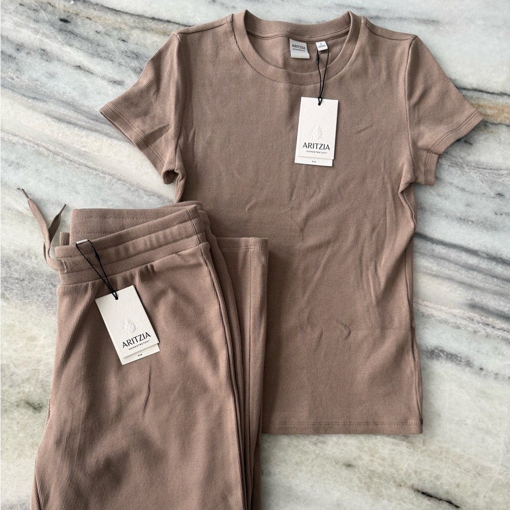 Aritzia Homestretch Set